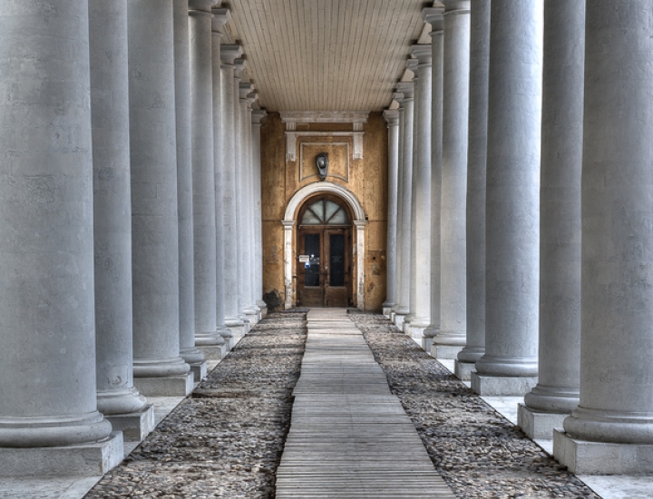 无死角监控的短信测压网页